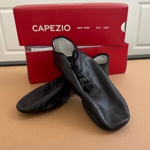 Capezio Men's Black Leather Shoes
